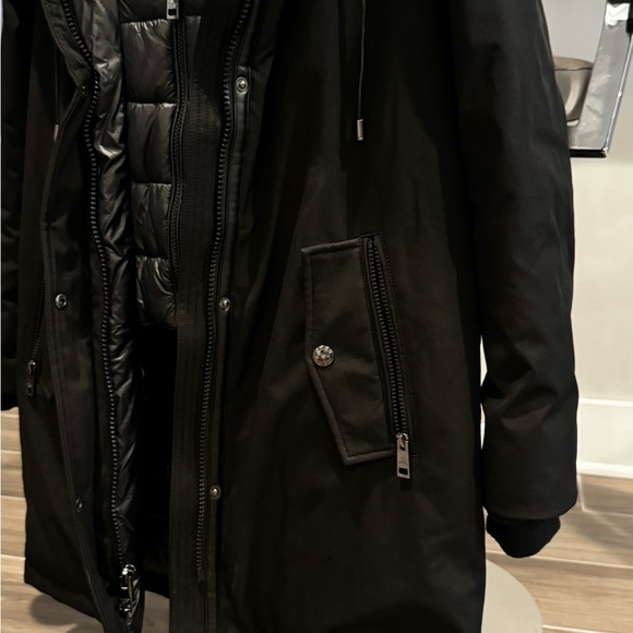 Black Michael Kors, jacket size medium great conditions - Picture 5 of 10